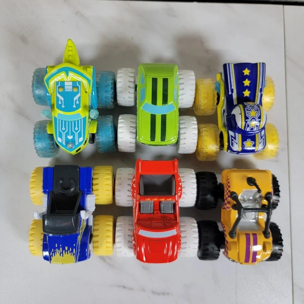 Blaze And The Monster Machines Lot of 6 Rare ,  Black Belt Tiger‎ Pickle
